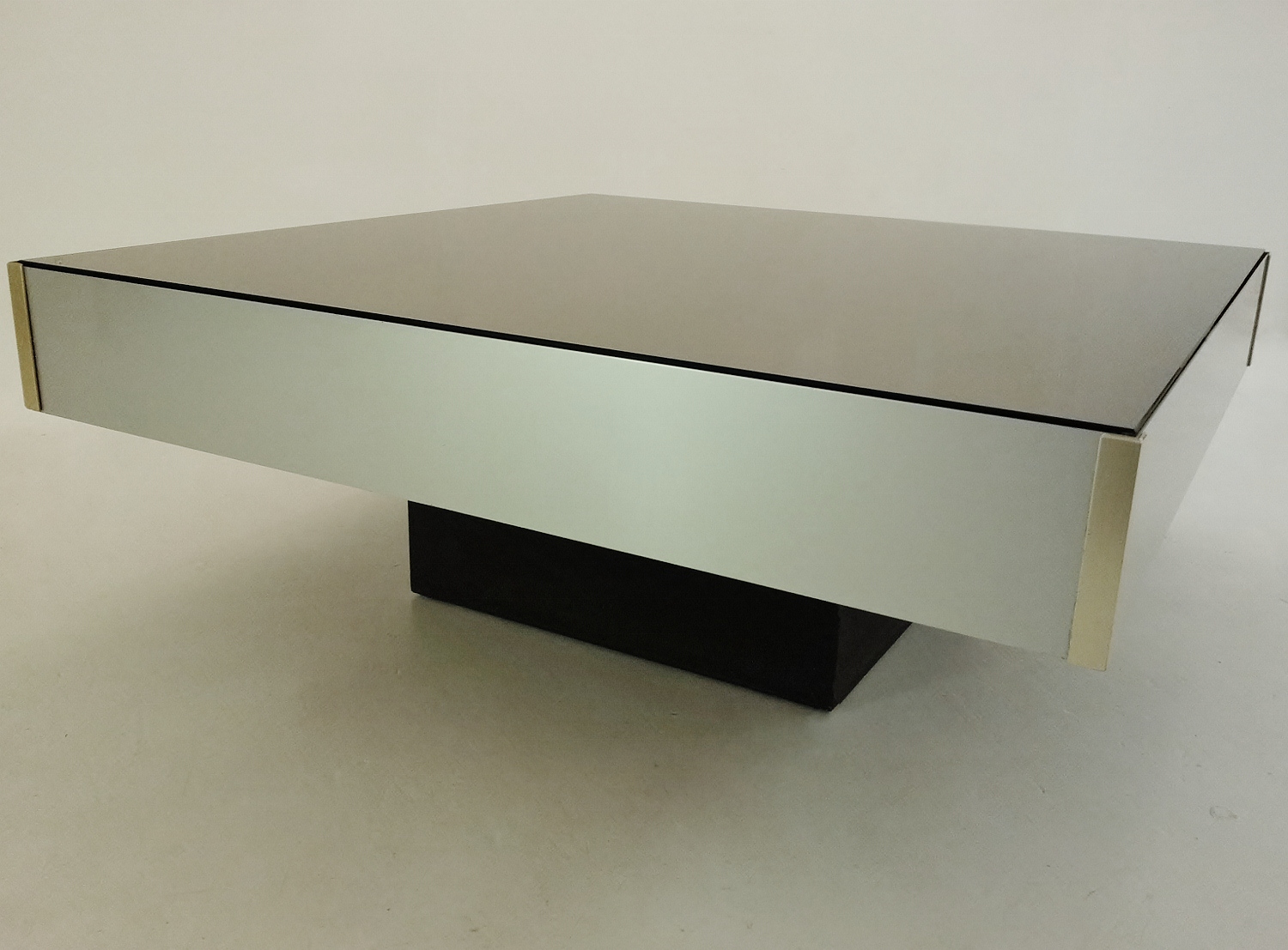 Cidue vintage square floating coffee table, 1970`s ca, Italian in